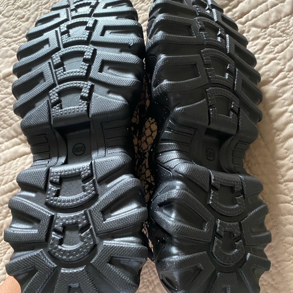 Lace Up Decor Chunky Sneakers